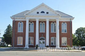 Brown-County-Courthouse-IL